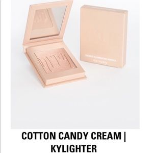 Kylie Cosmetics “Cotton Candy Cream” Kylighter